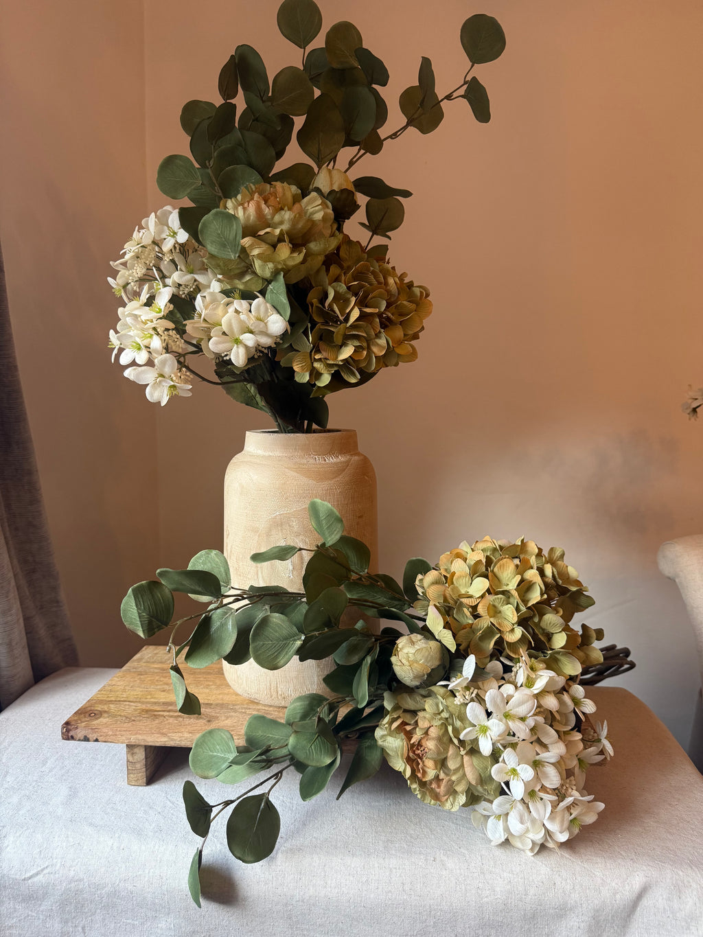 Natural Mango Wood Decorative Vase