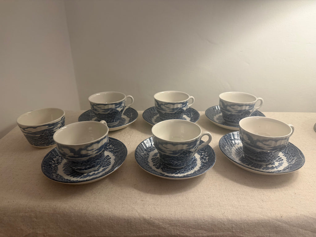 Vintage Barratts “Old Castle” Blue & White Tea Set – 13 Piece