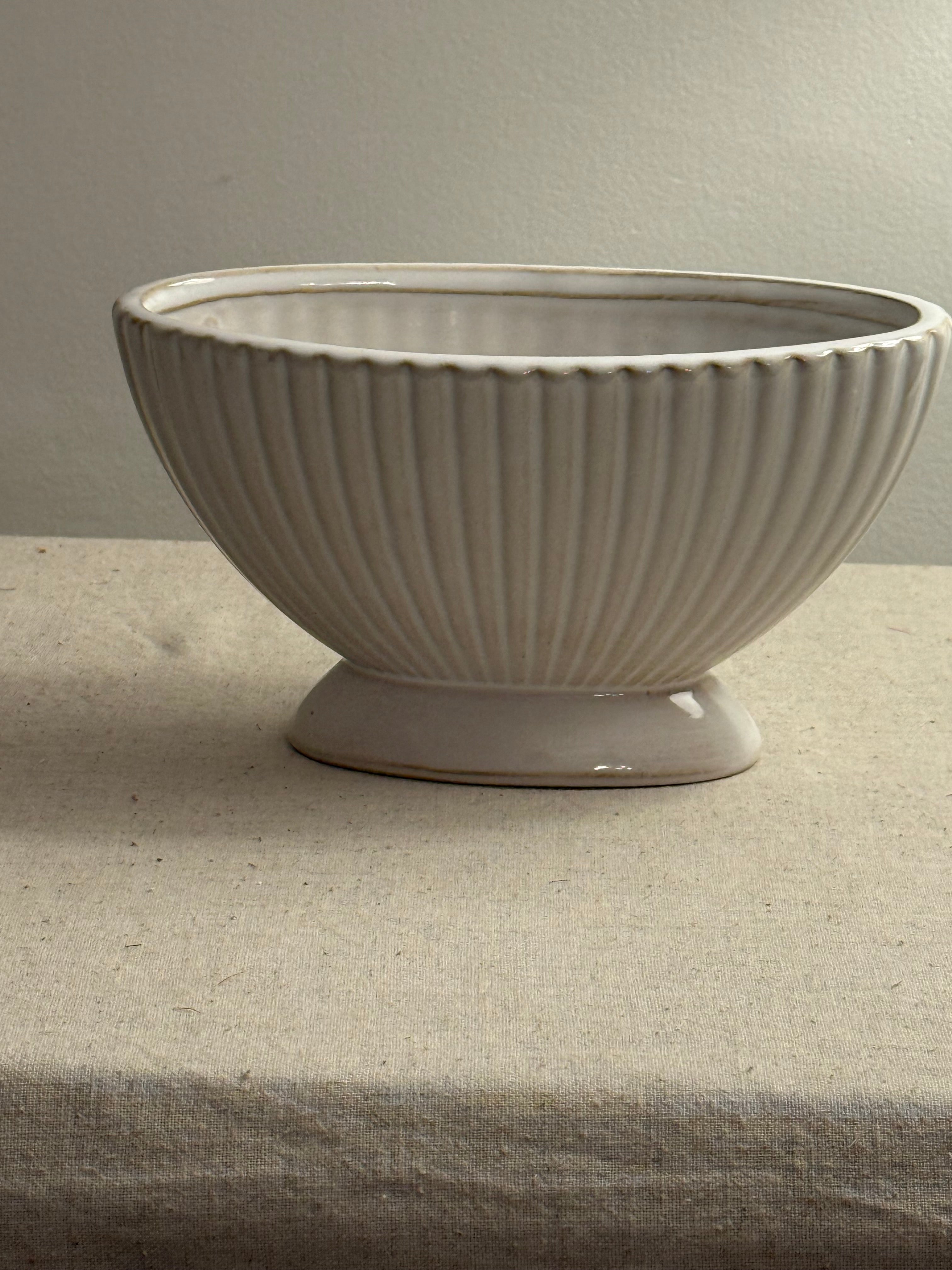 Cream Ribbed Ceramic Footed Planter | Decorative Plant Pot | 20cm