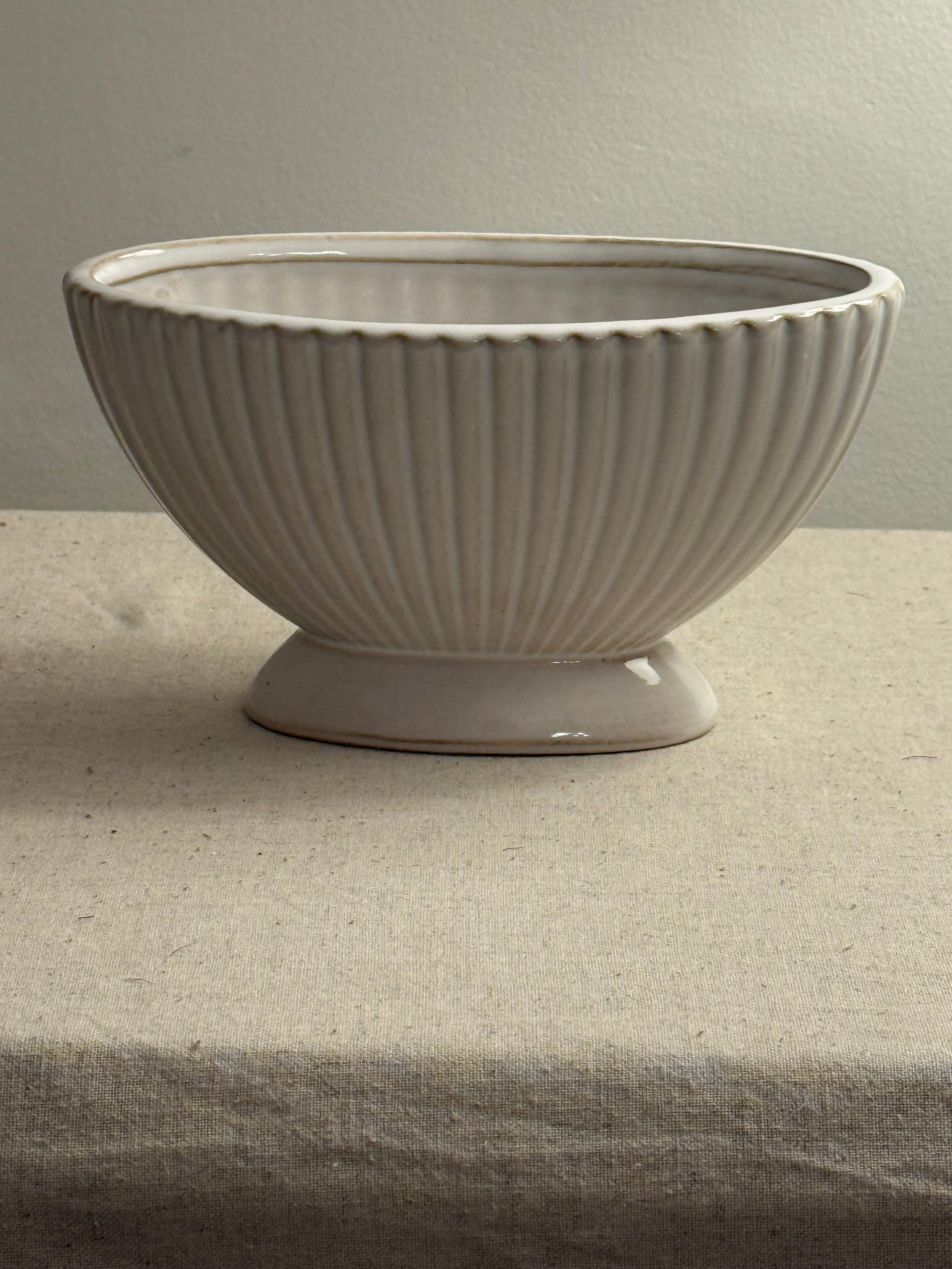 Cream Ribbed Ceramic Footed Planter | Decorative Plant Pot | 20cm